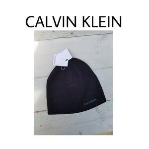 NWT CALVIN KLEIN reversible BEANIE HAT